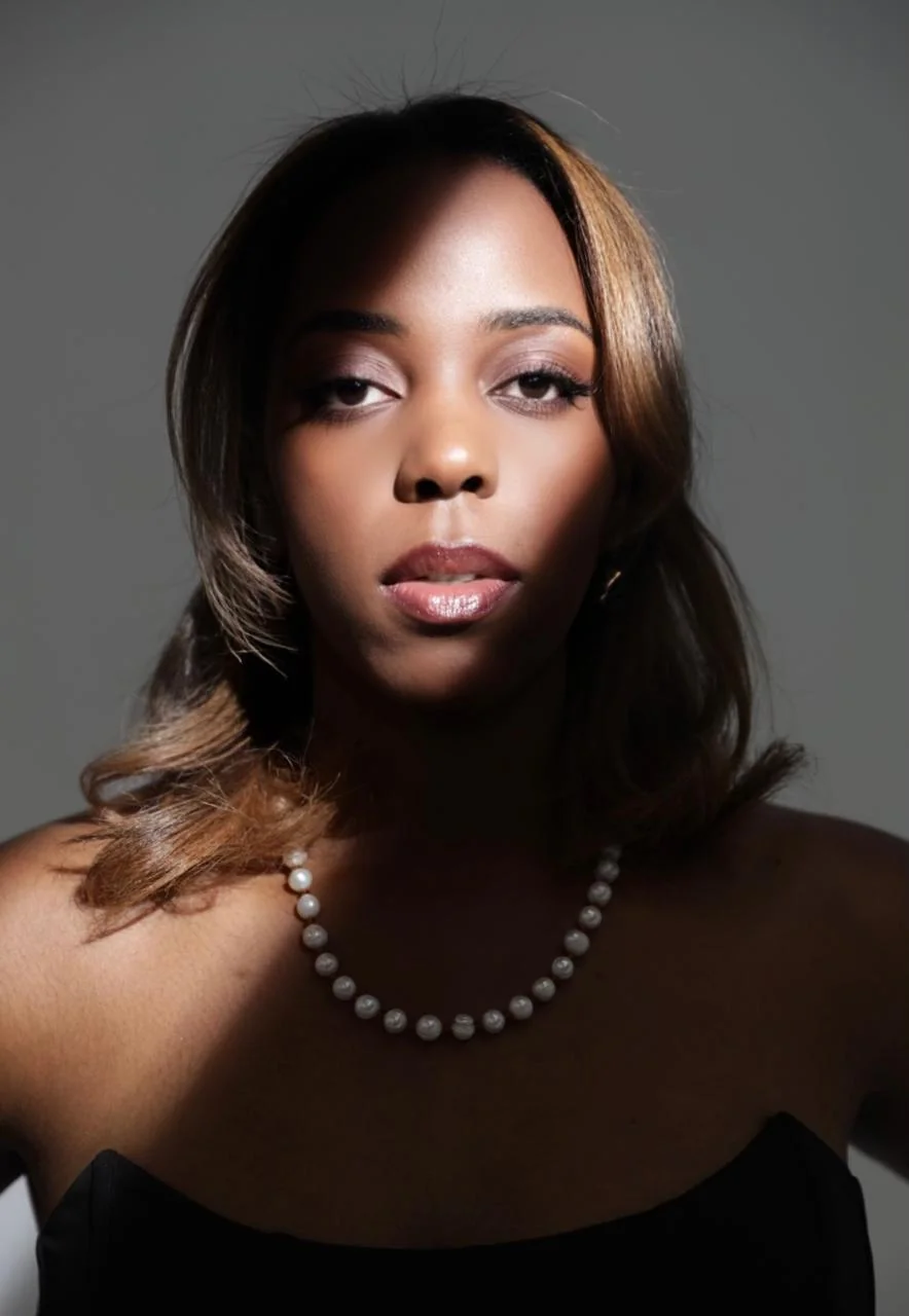 Portrait of Kani, Pharmacist and Skincare Expert